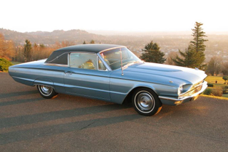 Illustration for article titled 22 Year Love Affair With A Blue 1966 Ford Thunderbird